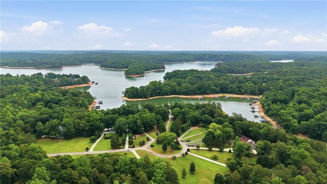 205 Mill Creek Circle, Martin, GA 30557