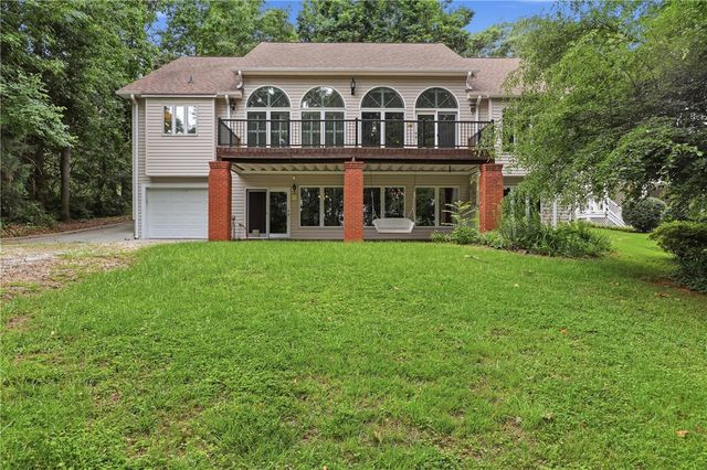 205 Mill Creek Circle, Martin, GA 30557