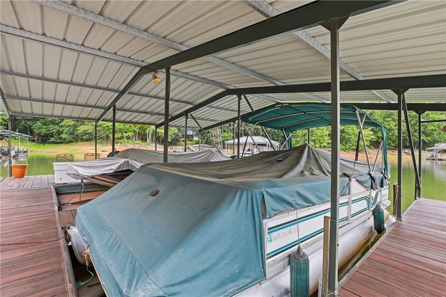 205 Mill Creek Circle, Martin, GA 30557