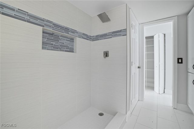 4747 McGregor BLVD, Fort Myers, FL 33901