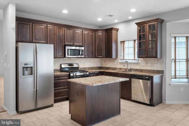 31 POPPY ROAD, Egg Harbor Township, NJ 08234