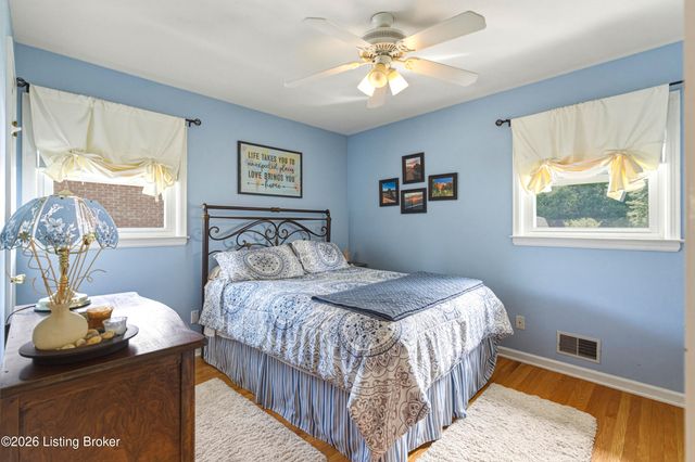 7100 Feyhurst Dr, Louisville, KY 40258