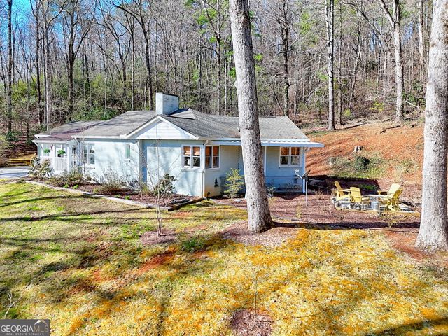 221 Valley Street, Clayton, GA 30525