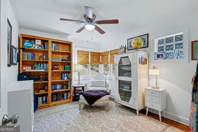 221 Valley Street, Clayton, GA 30525