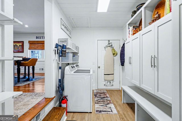 221 Valley Street, Clayton, GA 30525