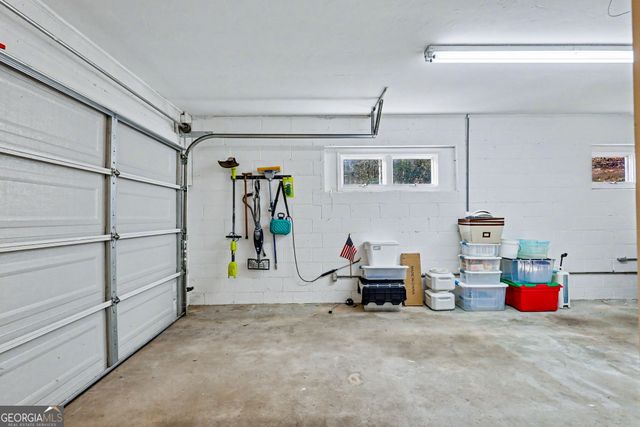 221 Valley Street, Clayton, GA 30525