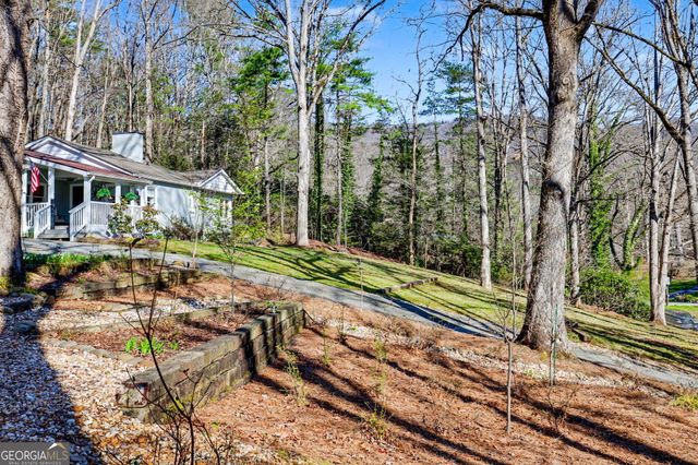 221 Valley Street, Clayton, GA 30525