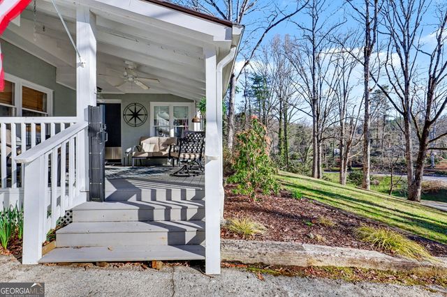 221 Valley Street, Clayton, GA 30525