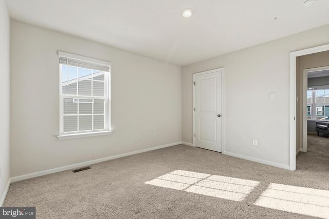2006 FAUNA DR, Frederick, MD 21702