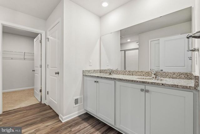 2006 FAUNA DR, Frederick, MD 21702