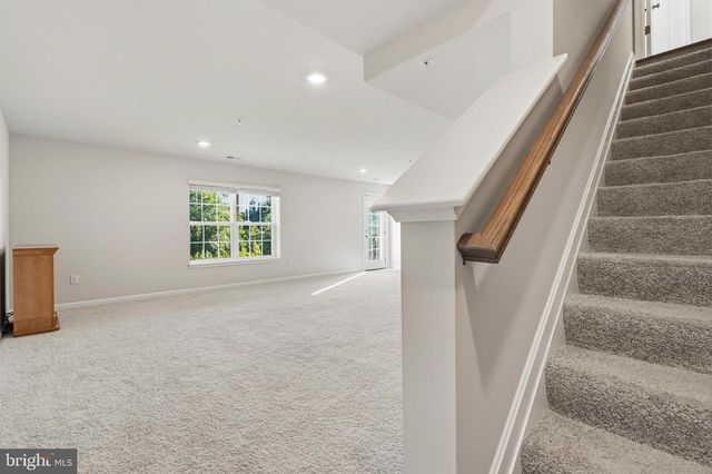 2006 FAUNA DR, Frederick, MD 21702