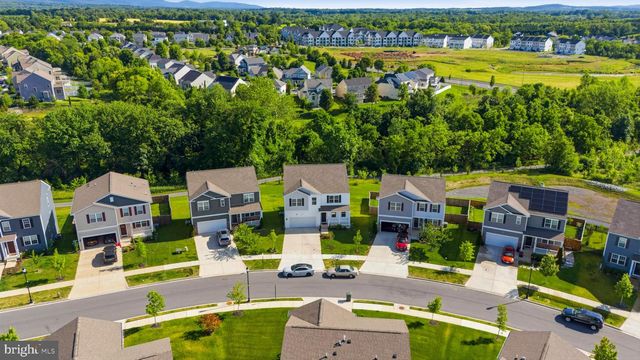 2006 FAUNA DR, Frederick, MD 21702