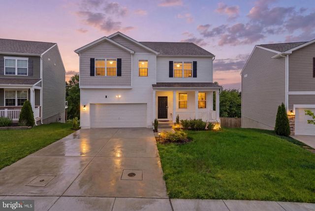 2006 FAUNA DR, Frederick, MD 21702