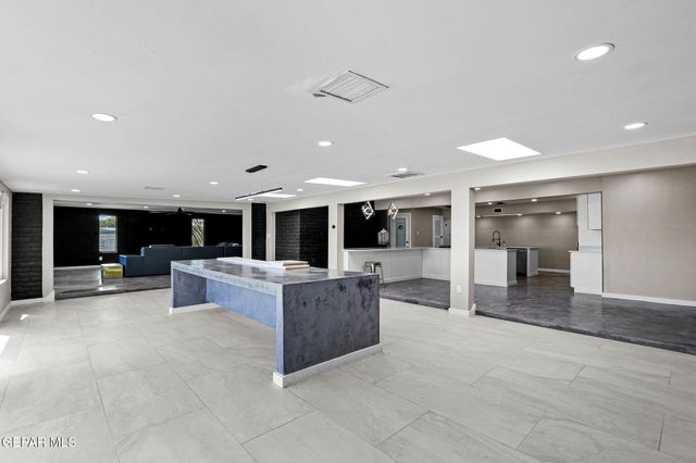 810 GATO Road, El Paso, TX 79932