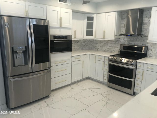 9146 W EVANS Drive, Peoria, AZ 85381