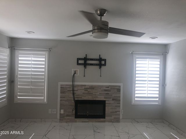 9146 W EVANS Drive, Peoria, AZ 85381