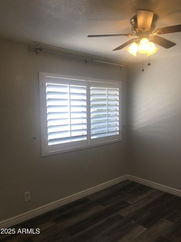 9146 W EVANS Drive, Peoria, AZ 85381