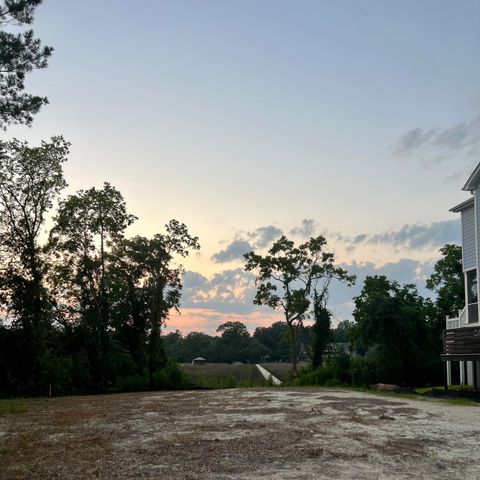 2302 Town Woods Road, Charleston, SC 29414
