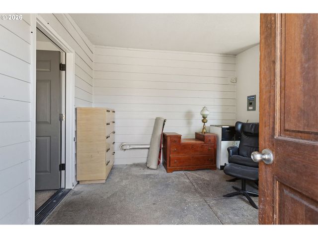 3690 Sw 188TH Ave, Beaverton, OR 97078