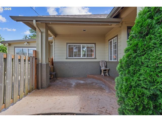 3690 Sw 188TH Ave, Beaverton, OR 97078
