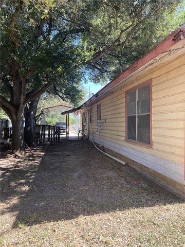205 Monterrey St, Alice, TX 78332