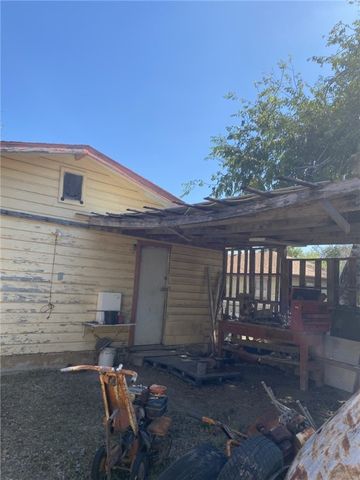 205 Monterrey St, Alice, TX 78332