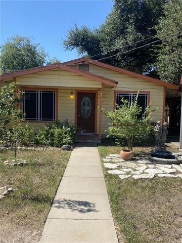 205 Monterrey St, Alice, TX 78332