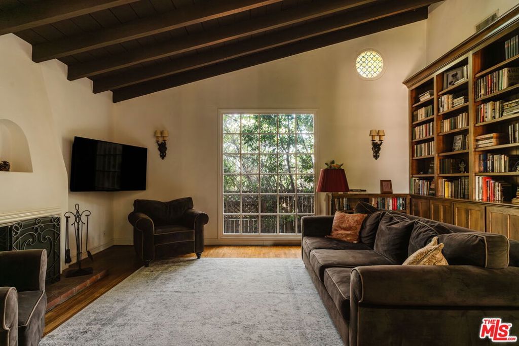 6812 Treasure Trail, Los Angeles, CA 90068 — photo 2