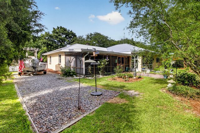 1835 Overdell Drive, Charleston, SC 29407