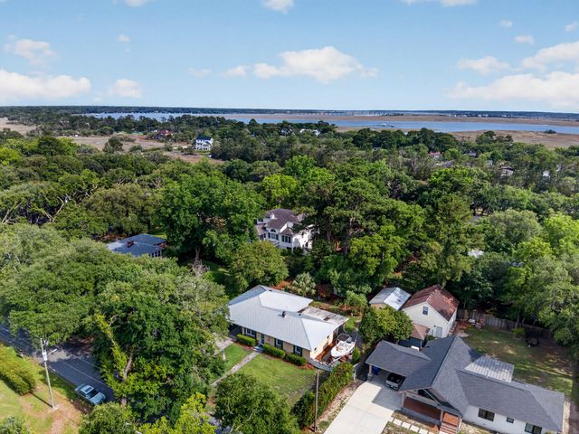 1835 Overdell Drive, Charleston, SC 29407