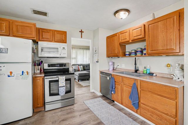 1147 Congress Street, South Bend, IN 46615