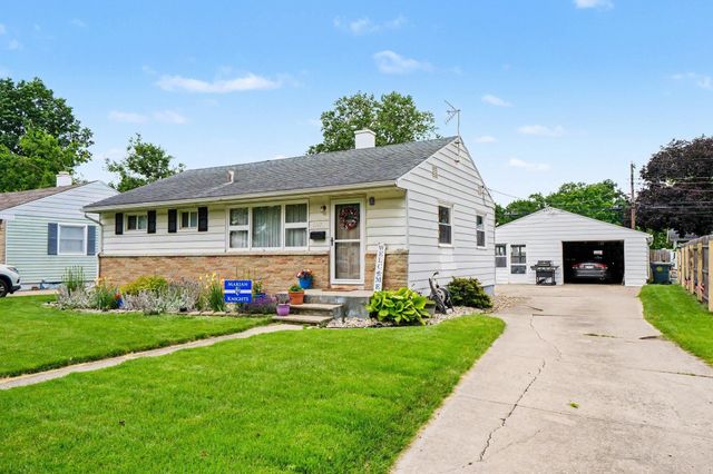 1147 Congress Street, South Bend, IN 46615