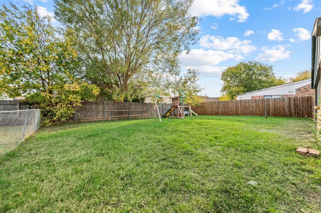 4124 Silverberry Avenue, Fort Worth, TX 76137