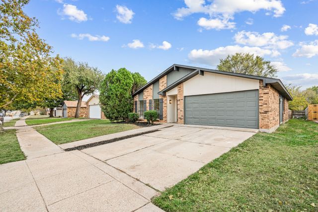 4124 Silverberry Avenue, Fort Worth, TX 76137