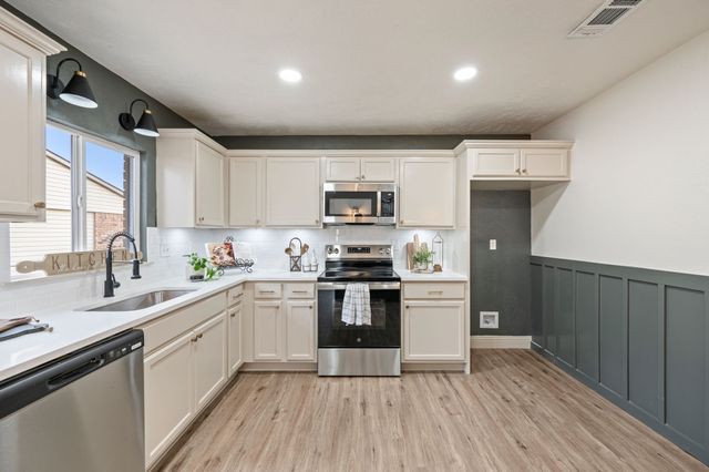 4124 Silverberry Avenue, Fort Worth, TX 76137