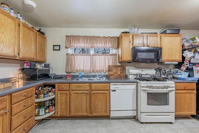 513 N Park Street, Westmont, IL 60559