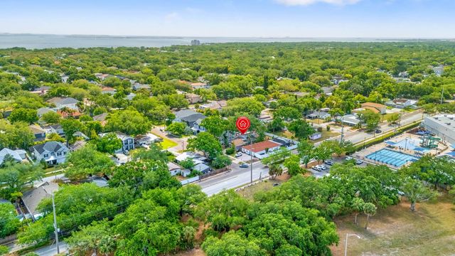 3414 W WALLCRAFT AVENUE, Tampa, FL 33611