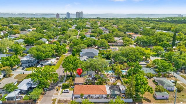 3414 W WALLCRAFT AVENUE, Tampa, FL 33611