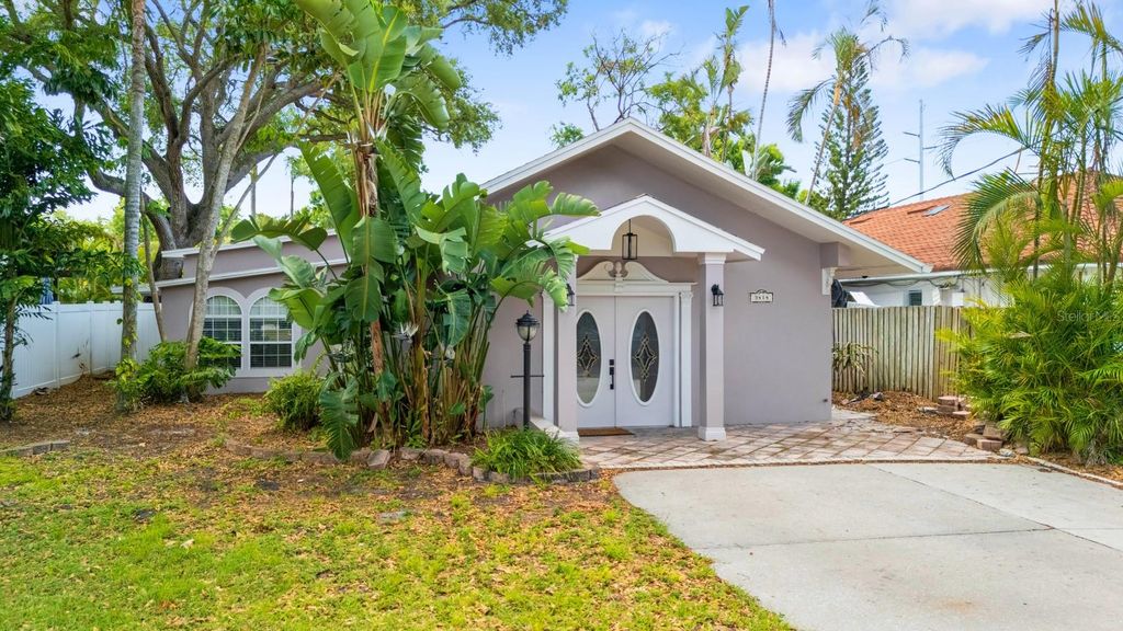 3414 W WALLCRAFT AVENUE, Tampa, FL 33611