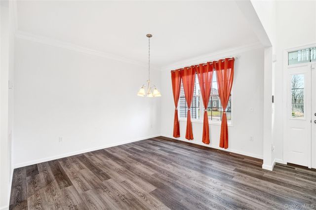 38 Highgrove Drive, Washingtonville, NY 10992