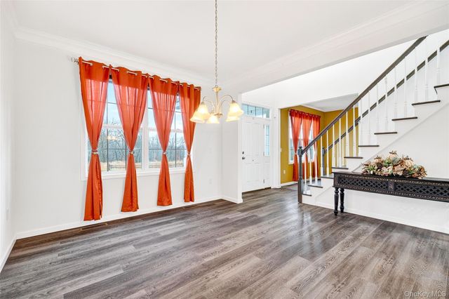 38 Highgrove Drive, Washingtonville, NY 10992