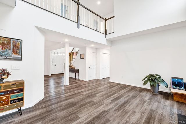 38 Highgrove Drive, Washingtonville, NY 10992