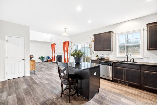 38 Highgrove Drive, Washingtonville, NY 10992