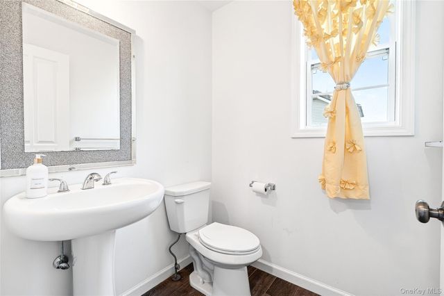 38 Highgrove Drive, Washingtonville, NY 10992