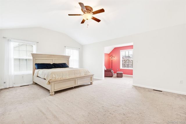 38 Highgrove Drive, Washingtonville, NY 10992