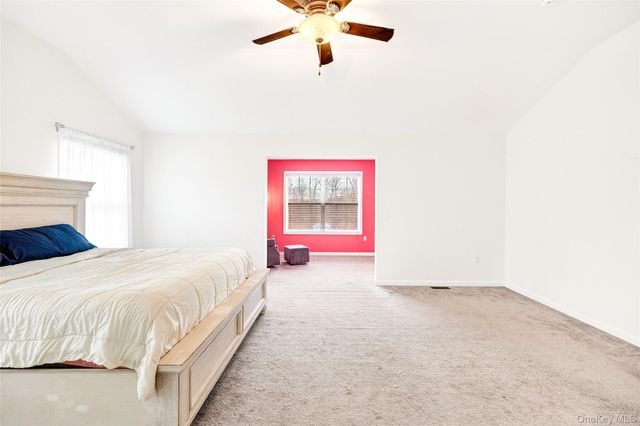 38 Highgrove Drive, Washingtonville, NY 10992