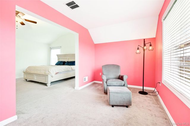 38 Highgrove Drive, Washingtonville, NY 10992