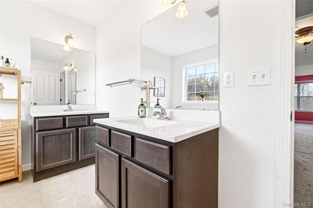 38 Highgrove Drive, Washingtonville, NY 10992