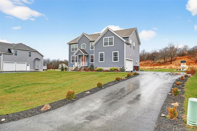 38 Highgrove Drive, Washingtonville, NY 10992