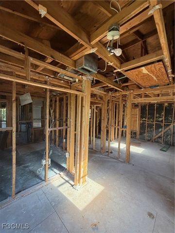 13761 Sophomore LN, Fort Myers, FL 33912